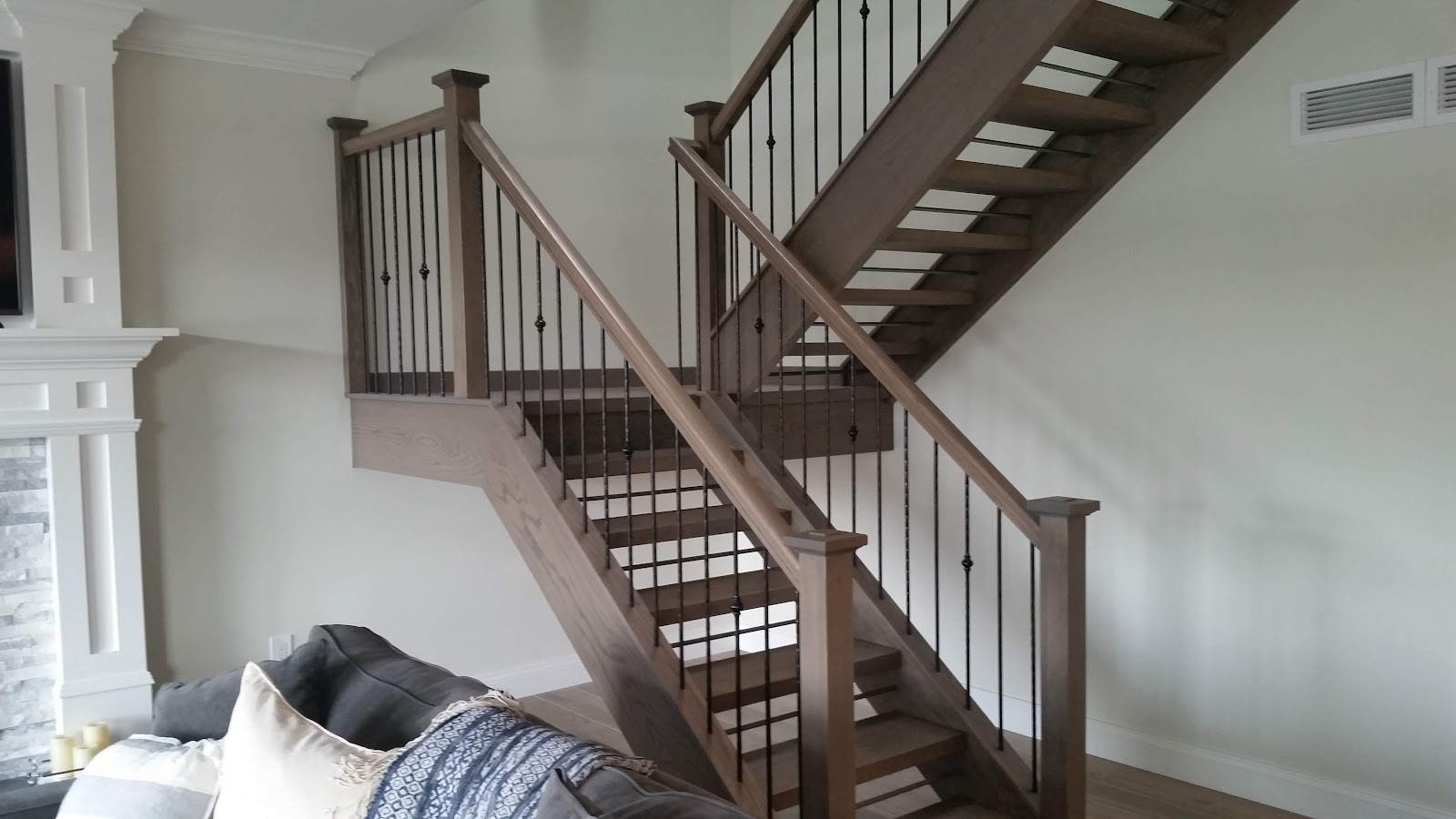 Jefferson stair and railing project 144
